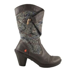 NWOT The Art Company 779 Brown Leather Wool Felt Toggle Heel Ankle Boots 37